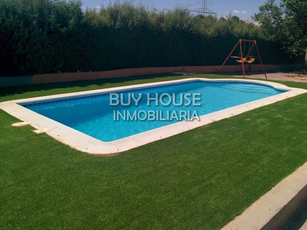 House or chalet for sale in Yeles