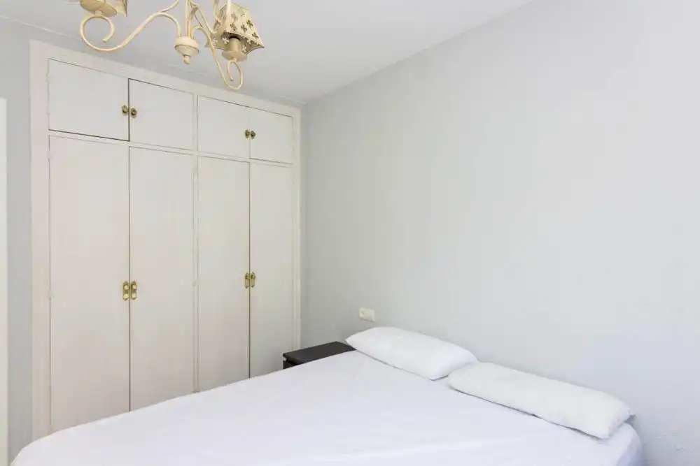 Bedroom of Flat for sale in Puerto Real  with Air Conditioner and Community pool
