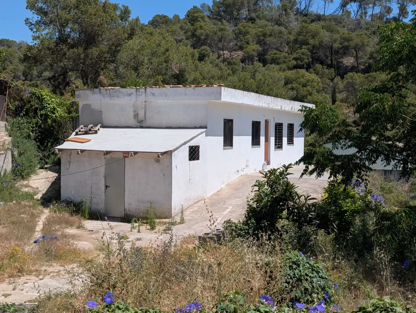 Vista exterior de Casa o chalet en venta en Cubelles con Jardín privado, Jacuzzi y Alarma