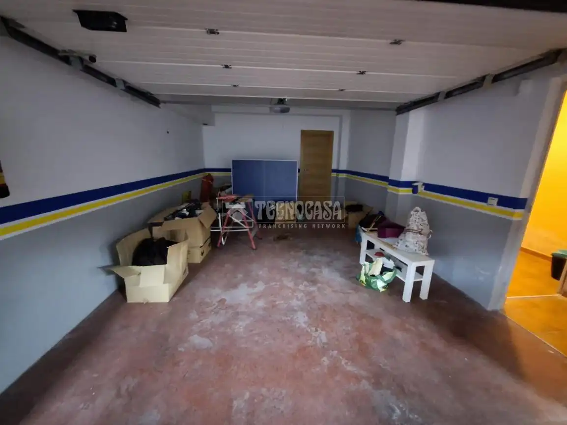 Casa adosada en venta en Ávila con Calefacción, Amueblado y Balcón