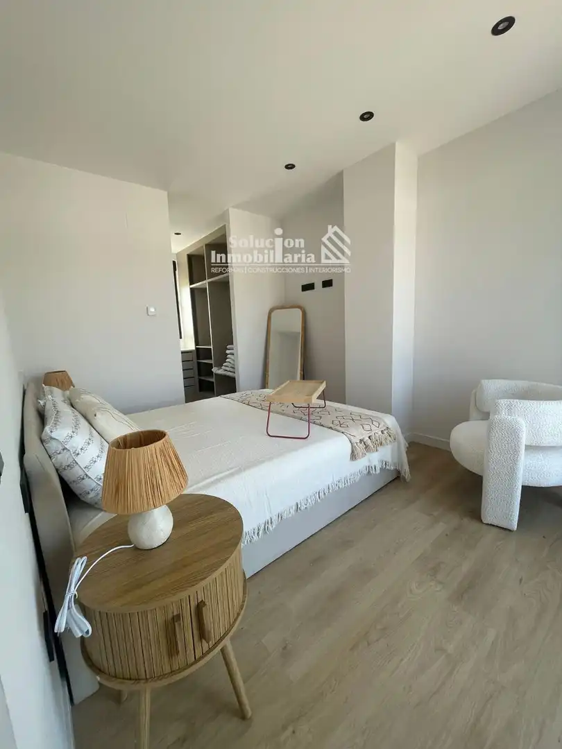 Casa adosada en venta en CALLE PEÑALARA, 14, Carbajosa de la Sagrada