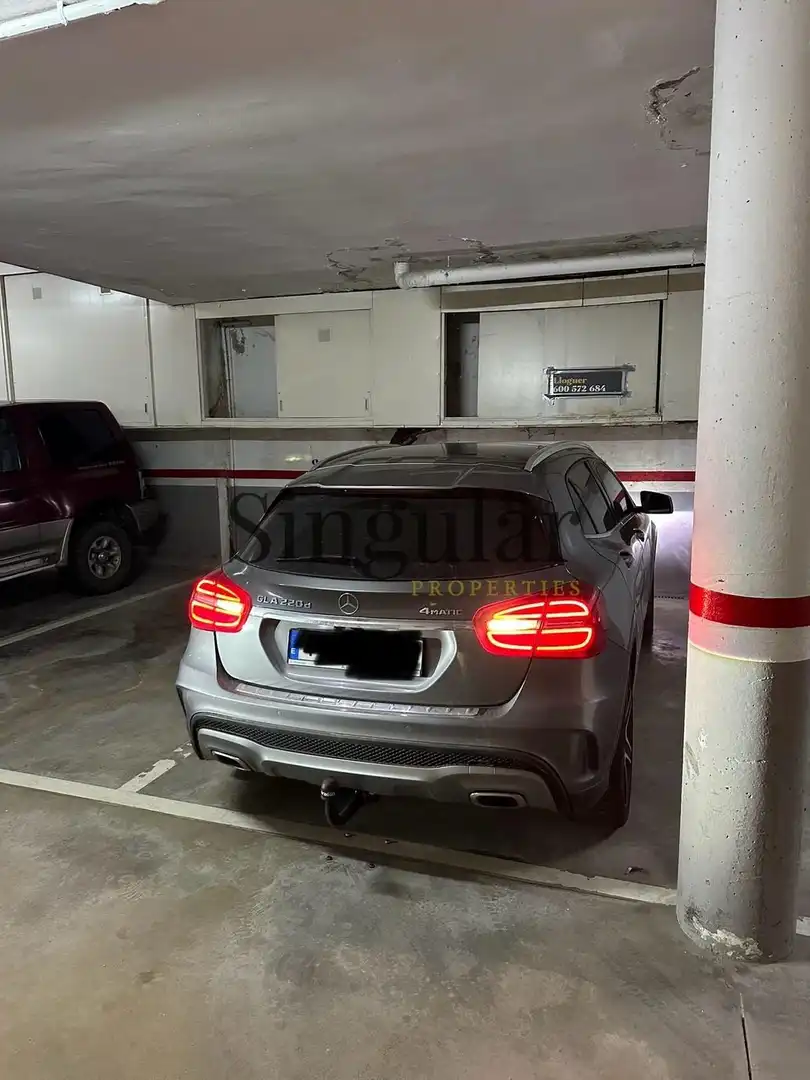 Parkplatz von Garage zur Miete in Bolvir