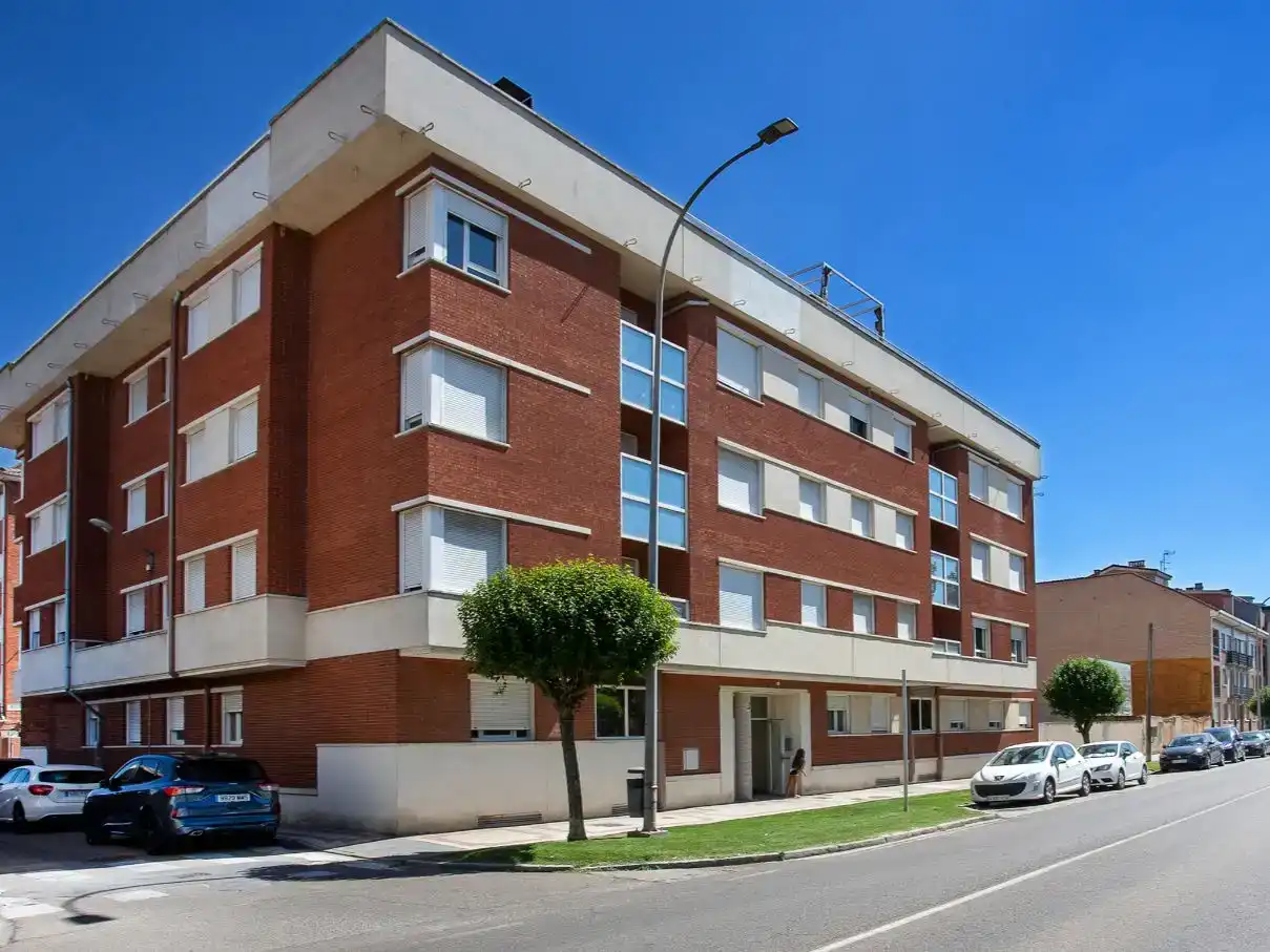 Vista exterior de Pis en venda en Venta de Baños
