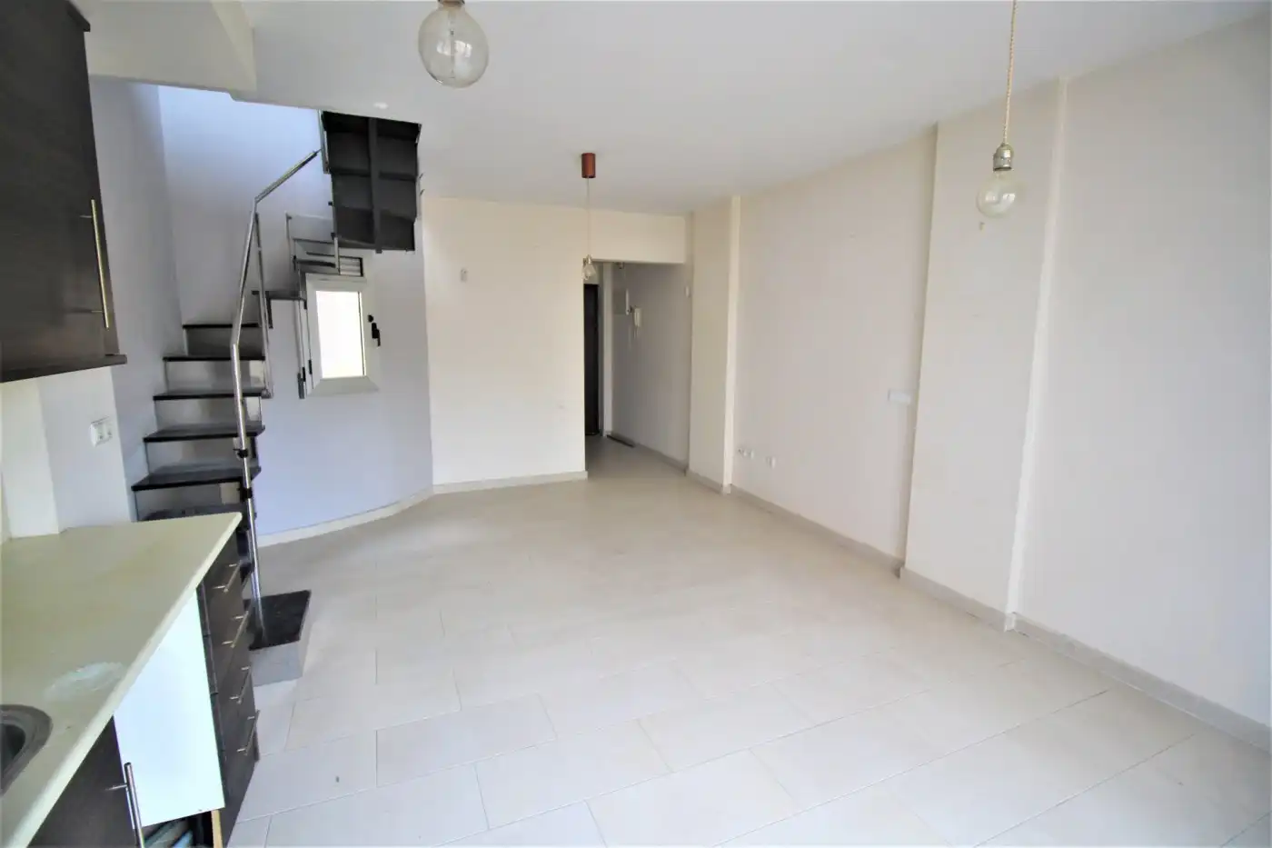 Dúplex en venta en Alicante / Alacant con Aire acondicionado, Terraza y Balcón