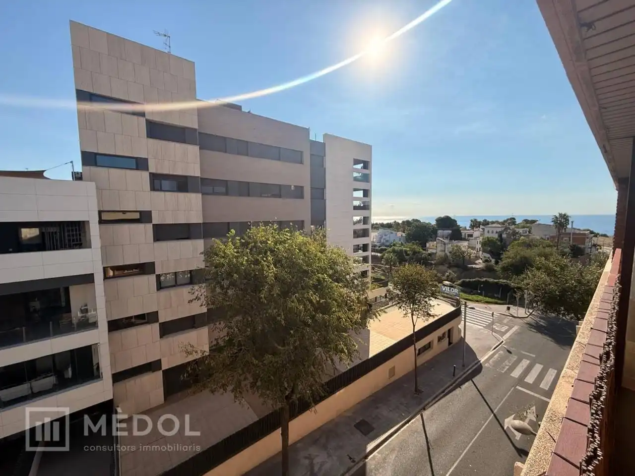 Appartamento con terrazza in affitto a Paseo Marítim de Rafael de Casanova