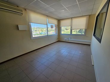 Oficina en alquiler en Santa Cristina - Sant Francesc