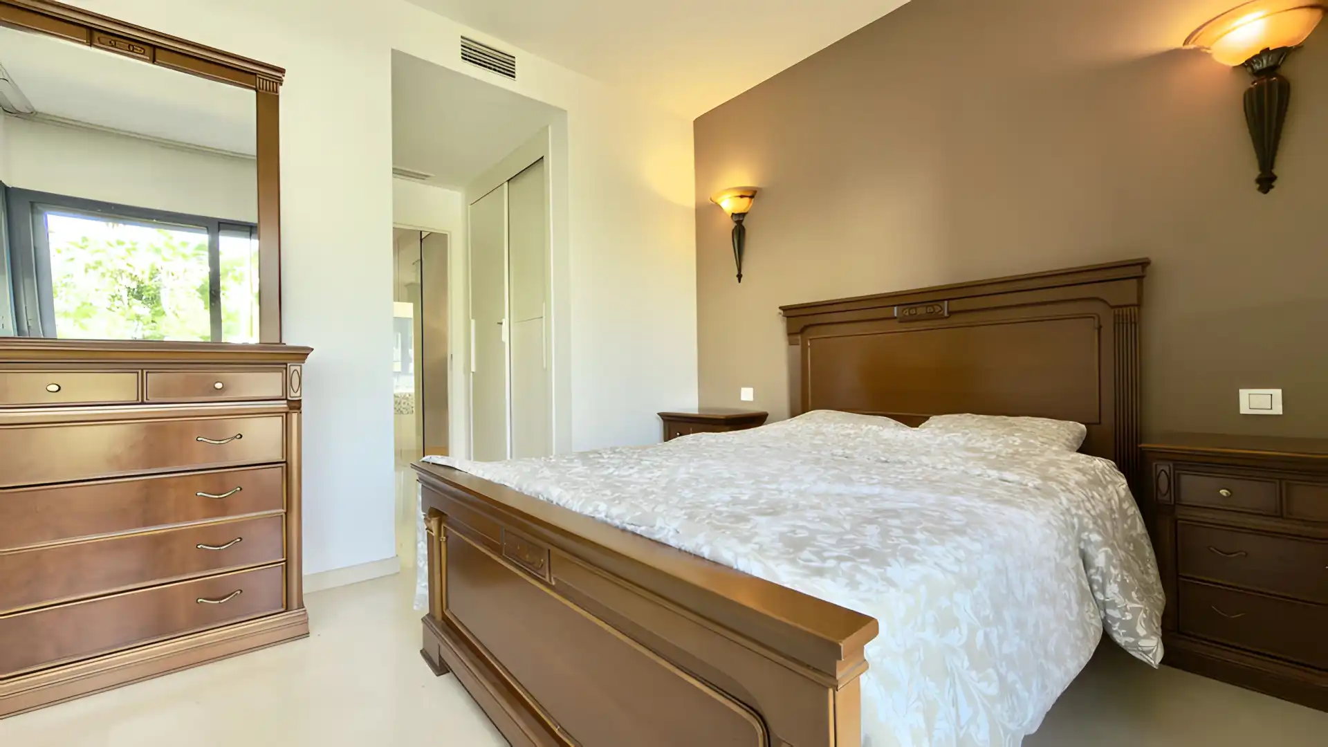Reihenhaus mit Pool zum Verkauf in Nueva Andalucía, imagen 49