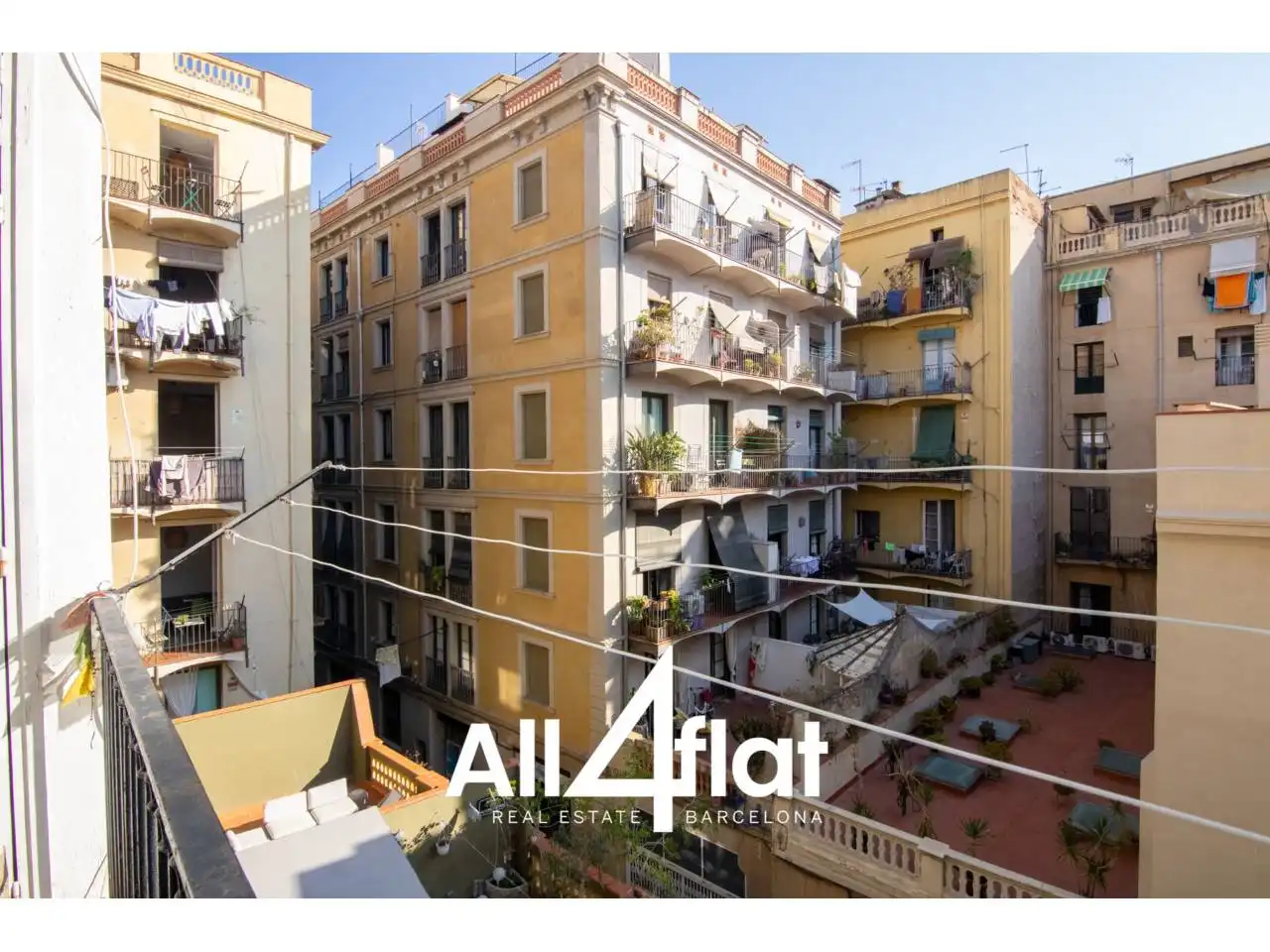Flat with terrace for sale in Calle Notariat, imagen 4