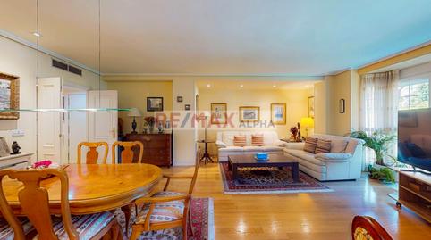 Foto 3 de Pis en venda a Calle de Antonio Larrazábal, 19, Conde Orgaz - Piovera, Madrid