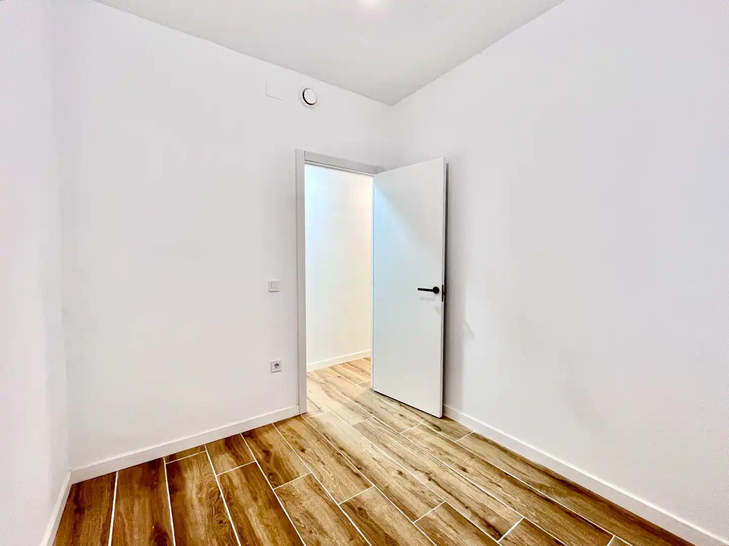 Piso en venta en Barcelona con Aire acondicionado, Calefacción y Terraza