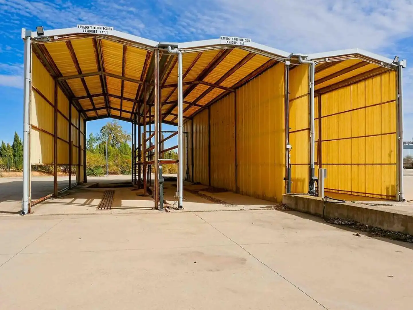 Vista exterior de Nave industrial en venta en Tarancón