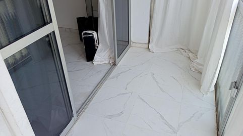 Foto 4 de Piso de alquiler en Cruz Roja, Sevilla Capital