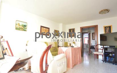 Living room of Flat for sale in  Sevilla Capital  with Air Conditioner and Terrace