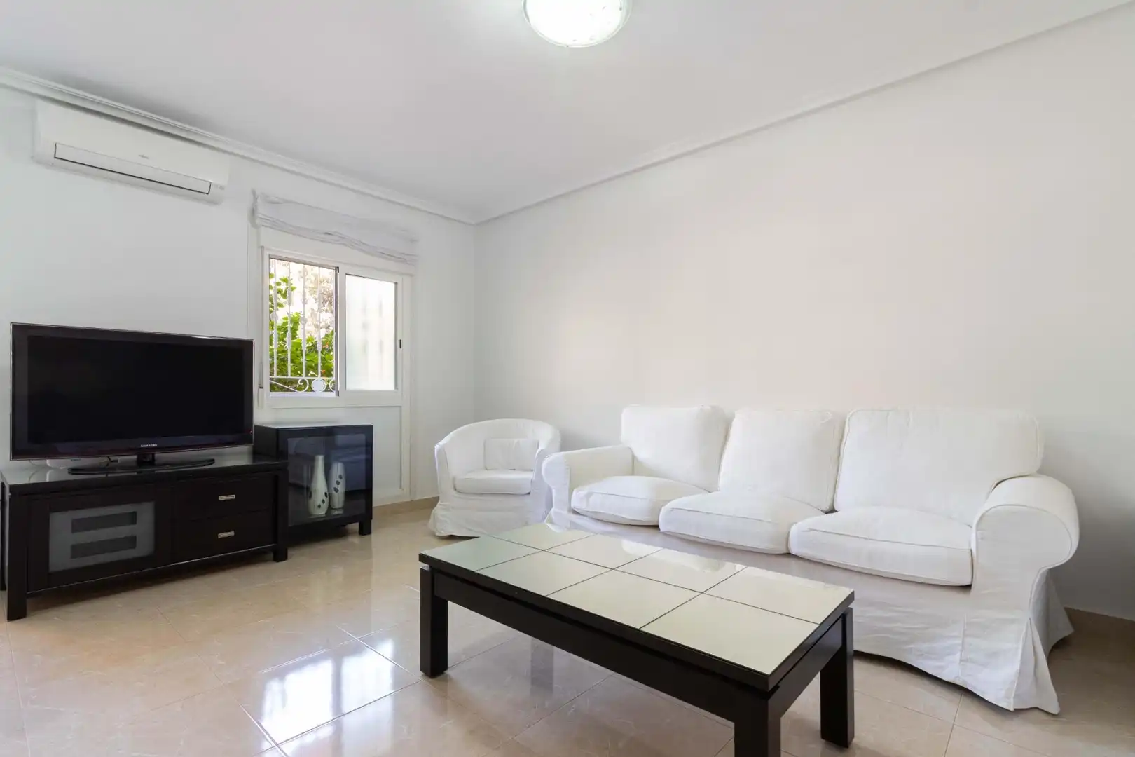 Room in Calle BARONIA DE POLOP, Virgen del Remedio - Parque Lo Morant