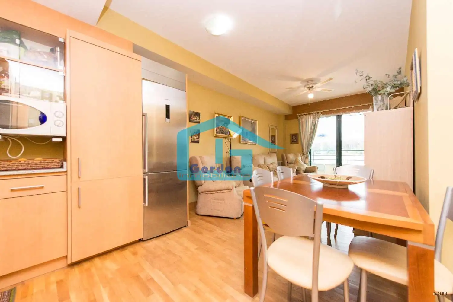 Cocina de Piso en venta en O Grove   con Calefacción, Terraza y Piscina