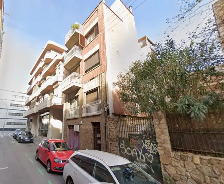Local comercial en venda a Carrer de Gósol 36, imagen 2