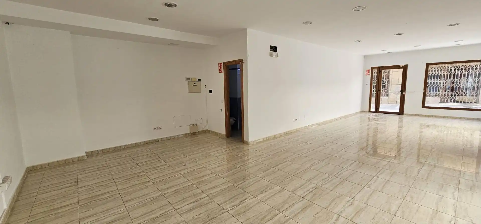 Local comercial de lloguer a ALFREFO ALMUNIA, imagen 16
