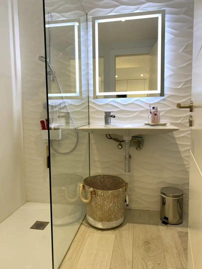 Bany de Apartament en venda en Eivissa amb Calefacció, Jardí privat i Moblat