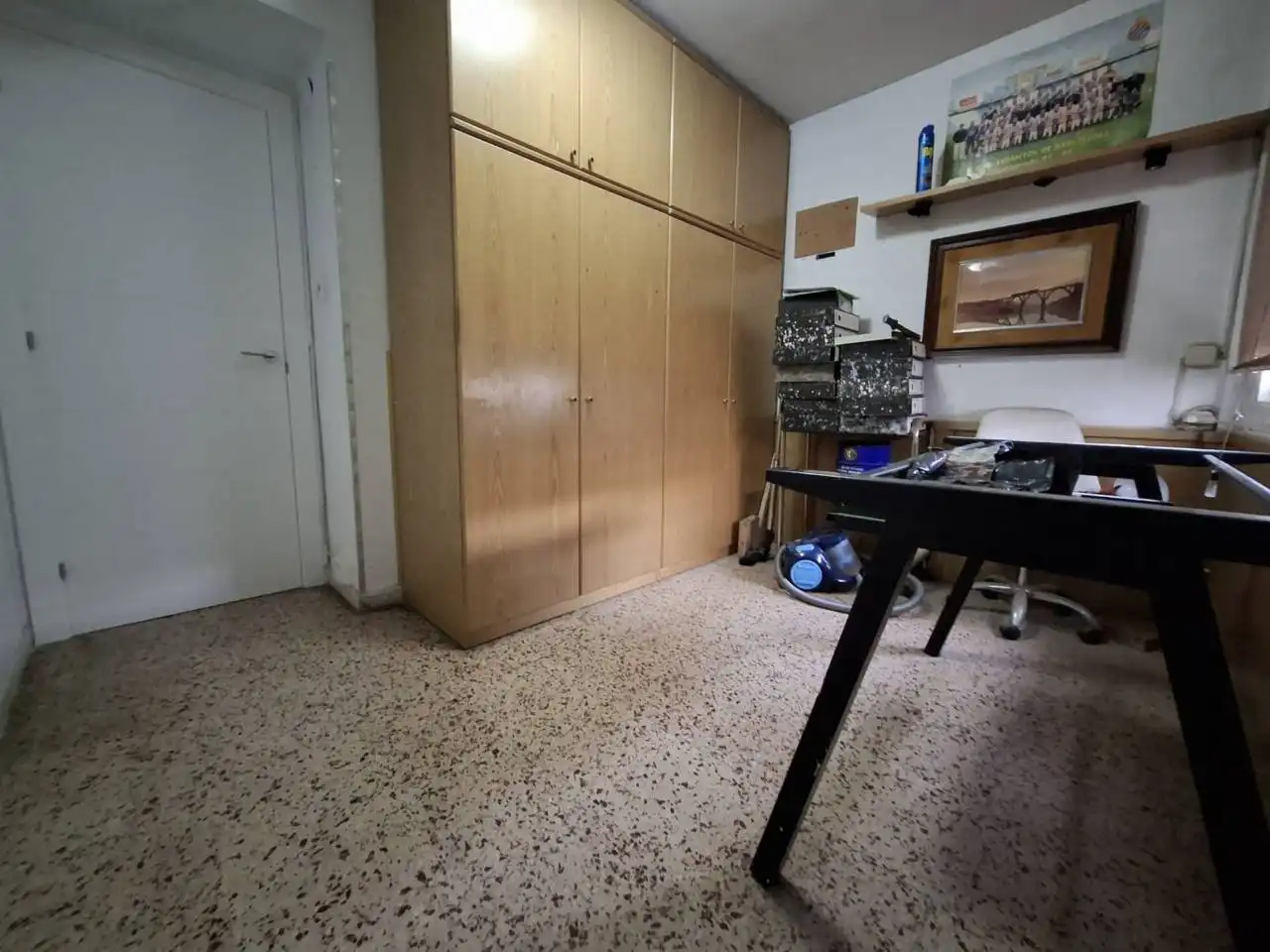 Wohnung zum Verkauf in Rubí mit Klimaanlage, Heizung und Balkon