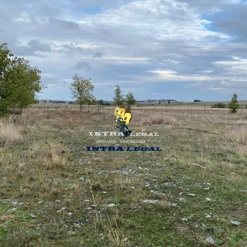 Land for sale in Miranda de Azán