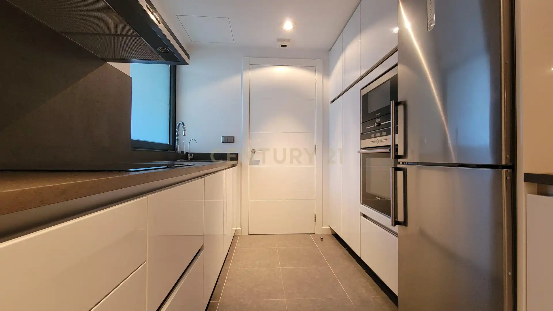 Kitchen of Apartments for sale in  Tarragona Capital  with Air Conditioner, Storage room and Alarm