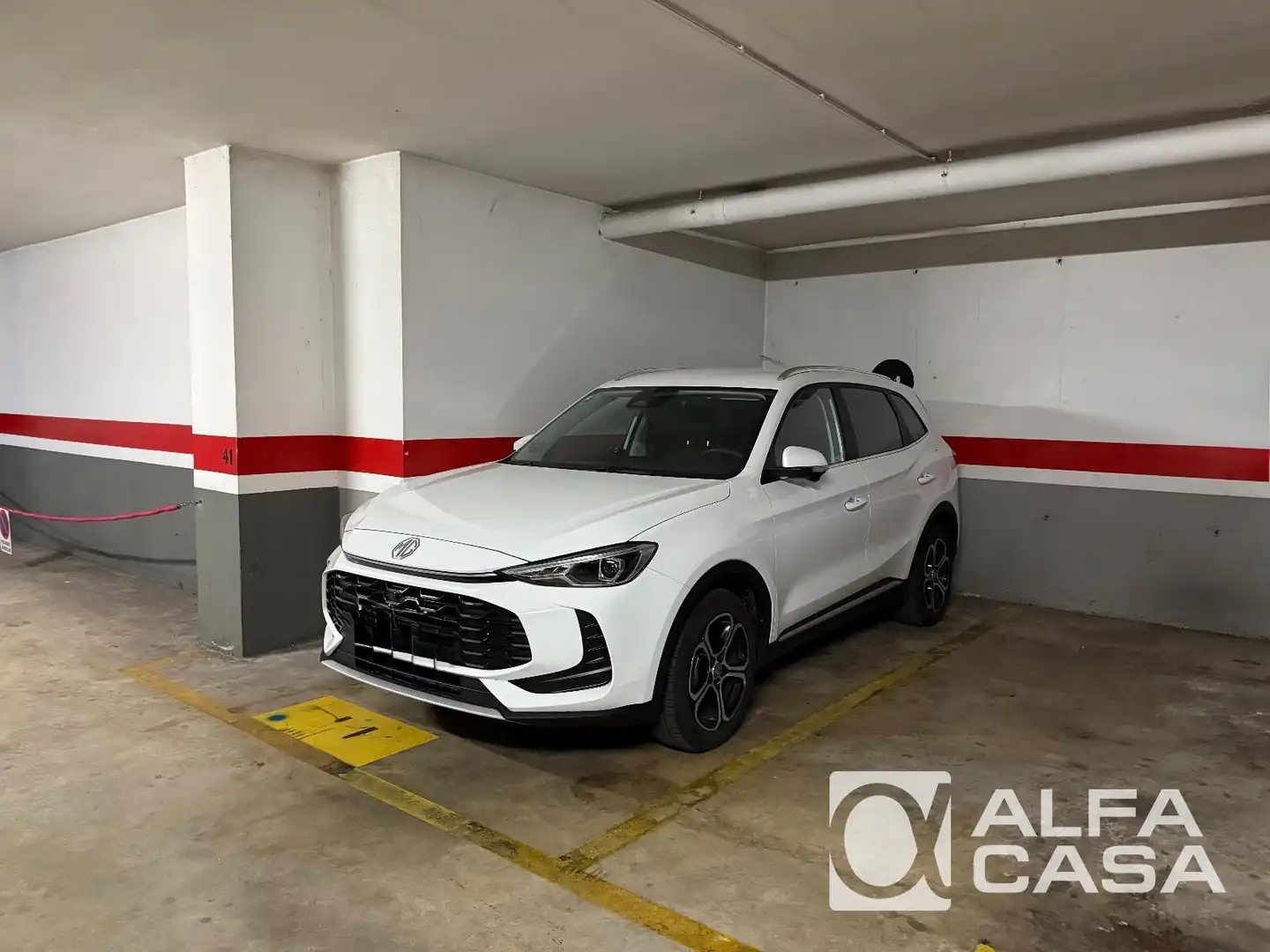 Parkplatz von Wohnung zum Verkauf in Lloret de Mar mit Klimaanlage, Heizung und Terrasse