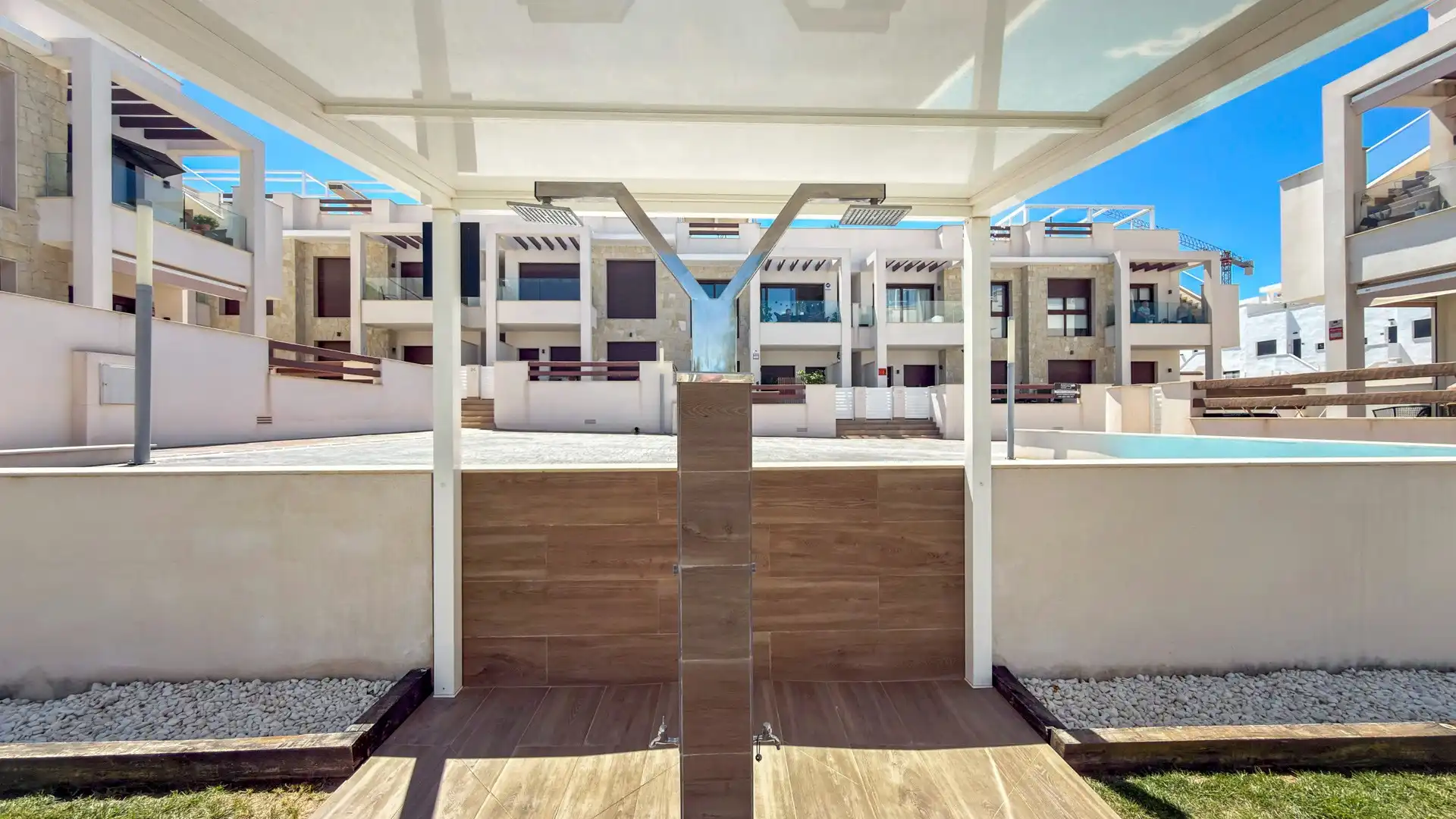 Bajo con piscina en venta en Los Balcones - Los Altos, imagen 28