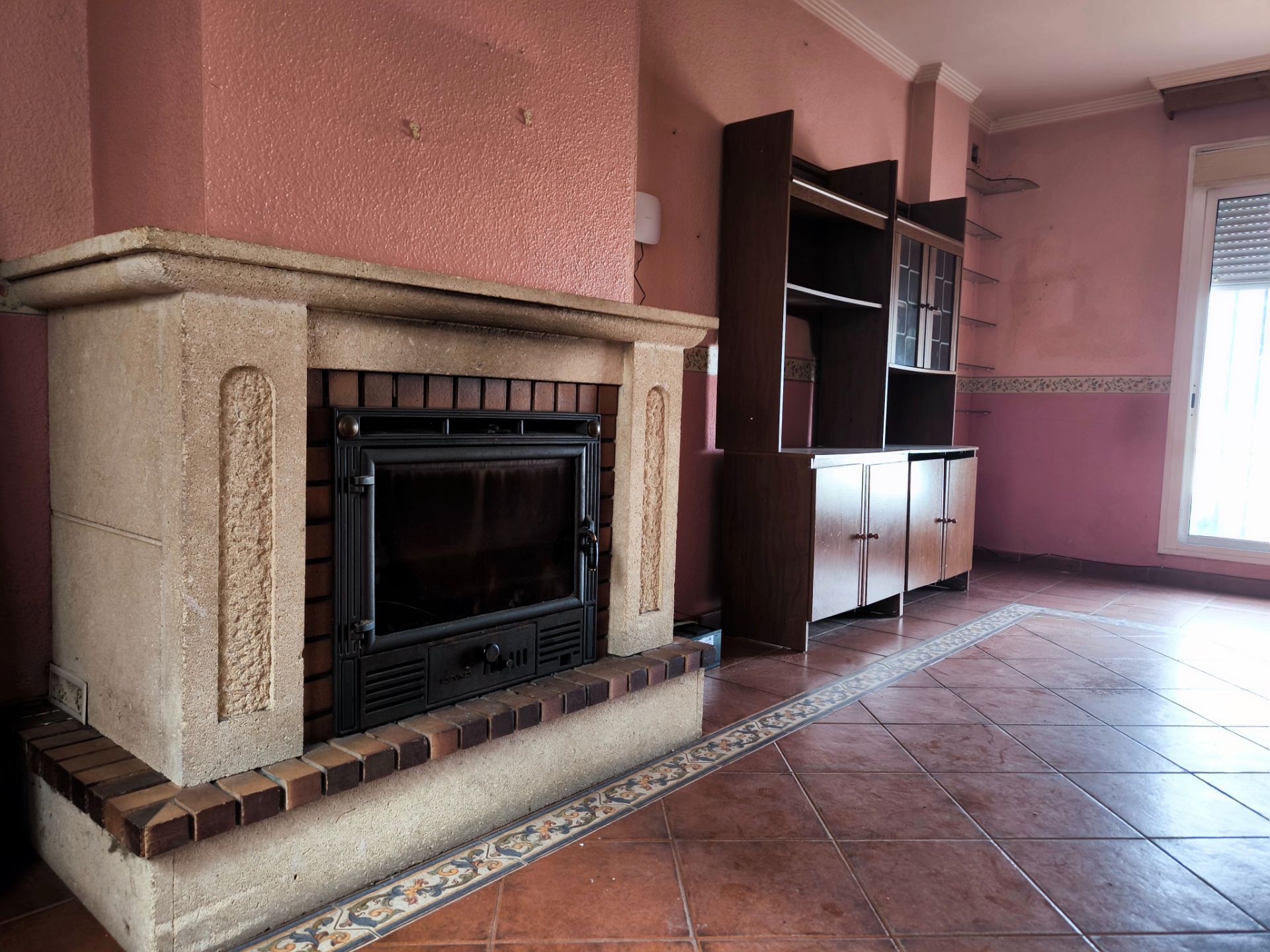 Sala d'estar de Casa adosada en venda en Beas amb Jardí privat i Balcó