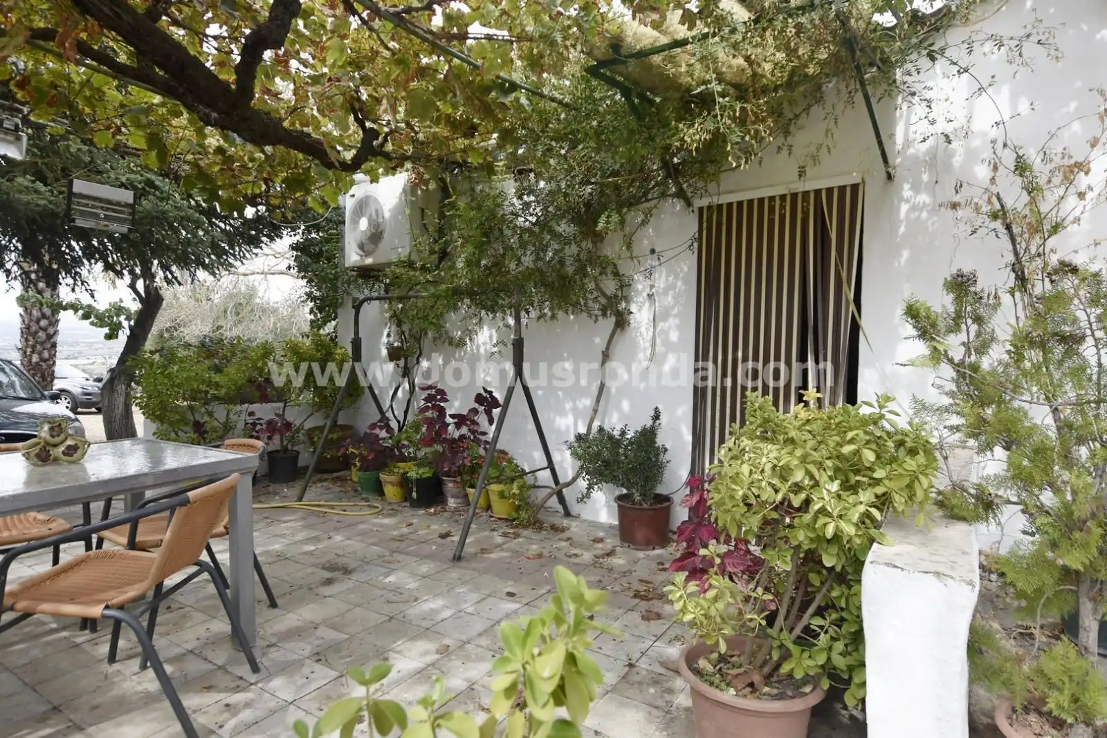 Casa rústica amb piscina en venda a Partidas Norte