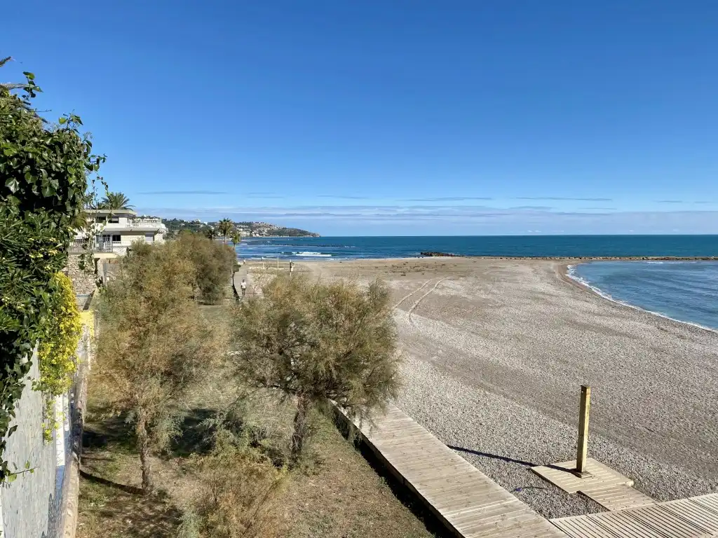 Vista exterior de Casa o chalet de alquiler en Benicasim / Benicàssim