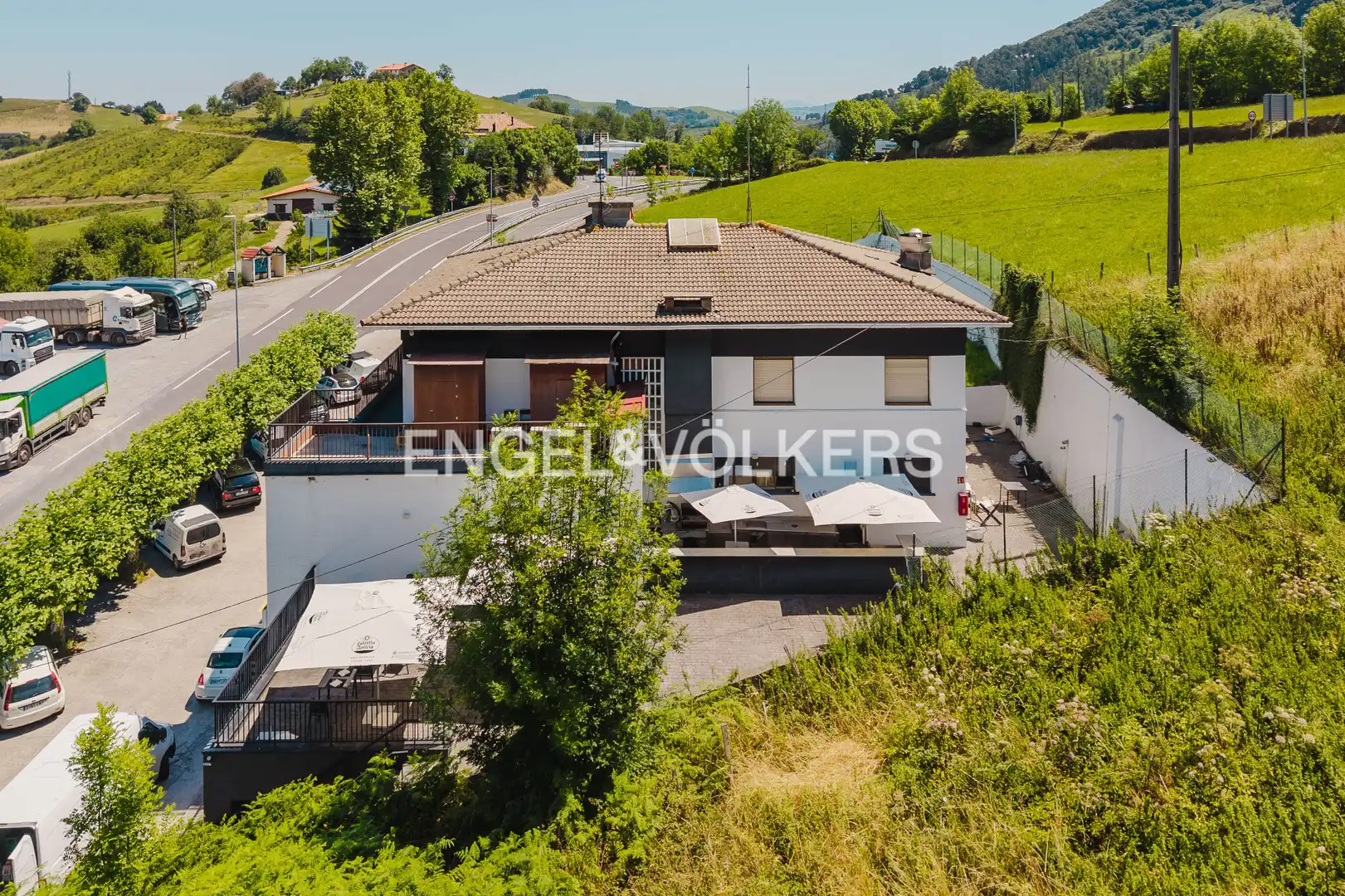 Exterior view of Buildings for sale in Deba