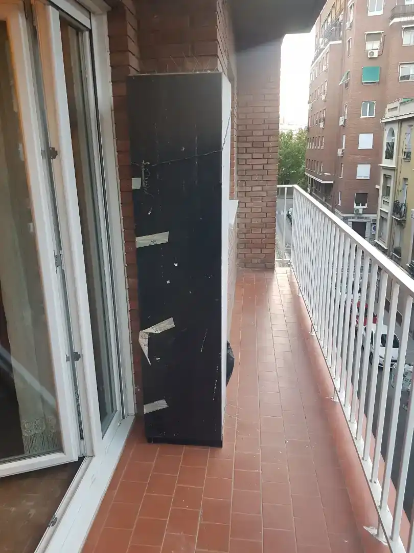 Terraza de Piso en venta en  Madrid Capital con Balcón