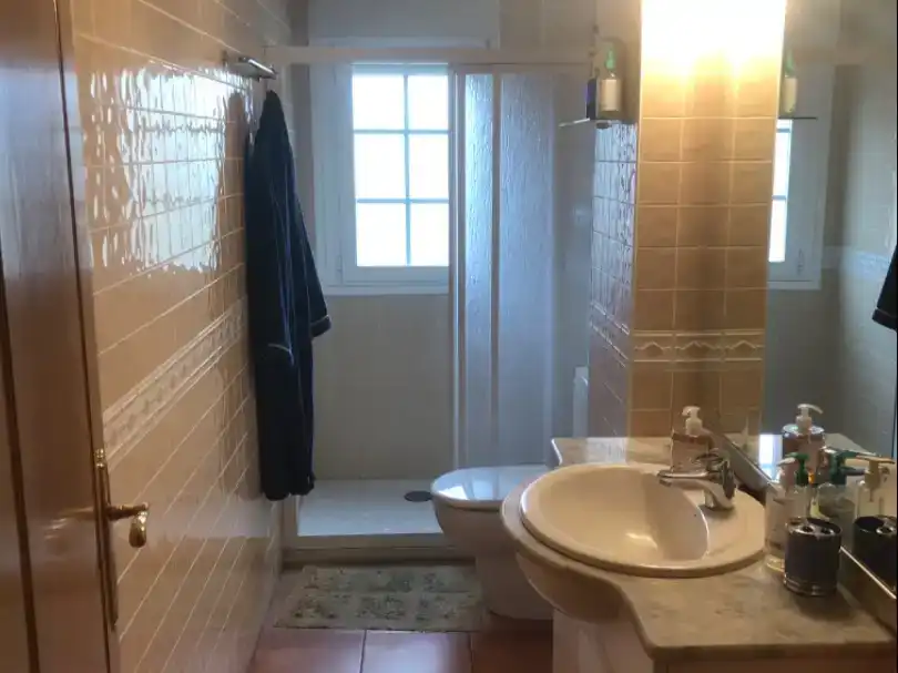 Baño de Piso en venta en Lardero con Aire acondicionado, Jardín privado y Trastero