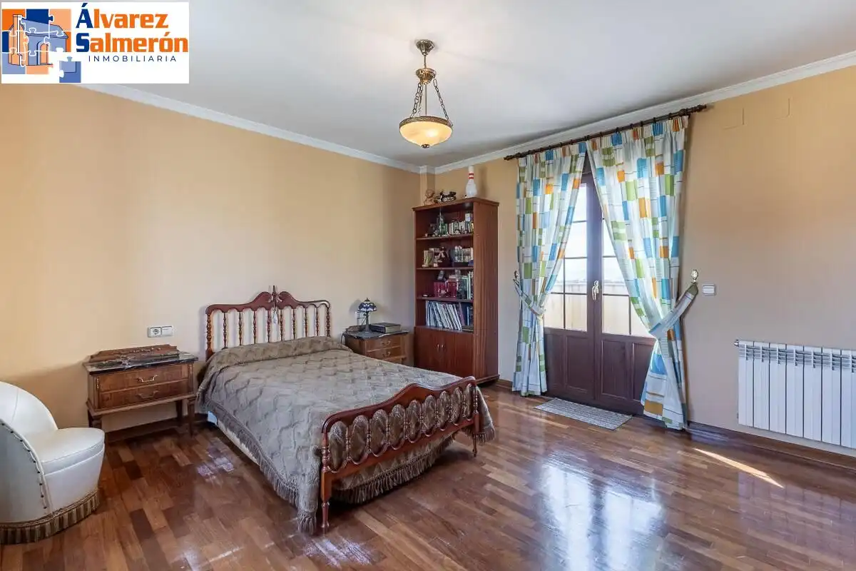 Casa con jardín en venta en Calle MARIANA PINEDA, imagen 38