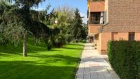 Exterior view of Flat to rent in Majadahonda  with Air Conditioner and Swimming Pool