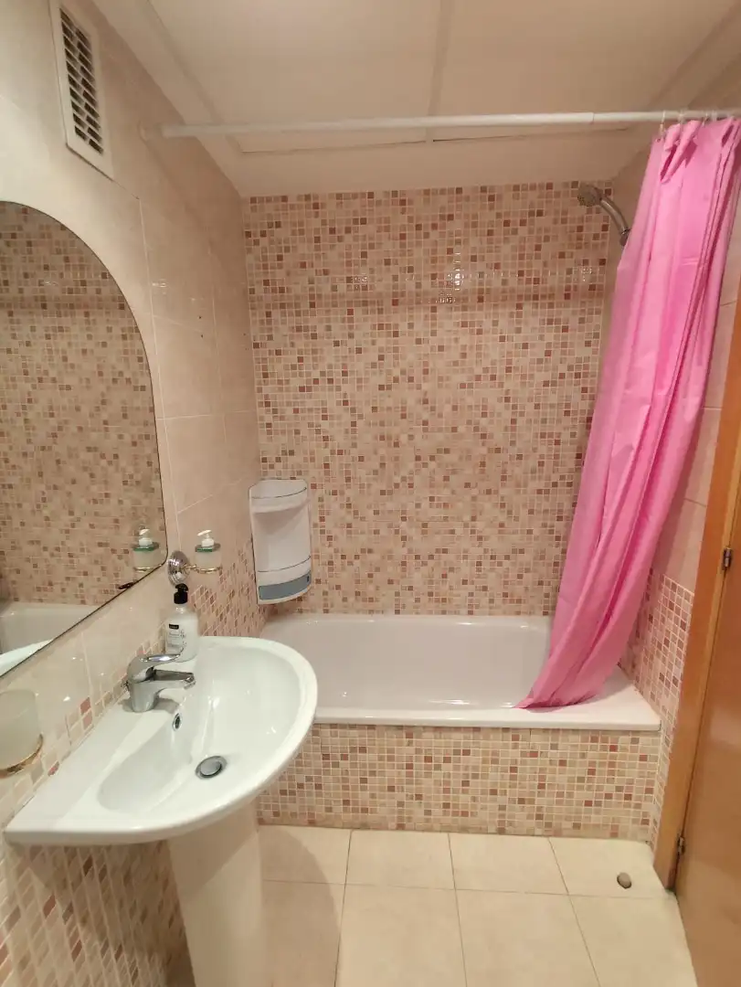 Badezimmer von Wohnungen zur Miete in Moncofa mit Terrasse, Schwimmbad und Möbliert