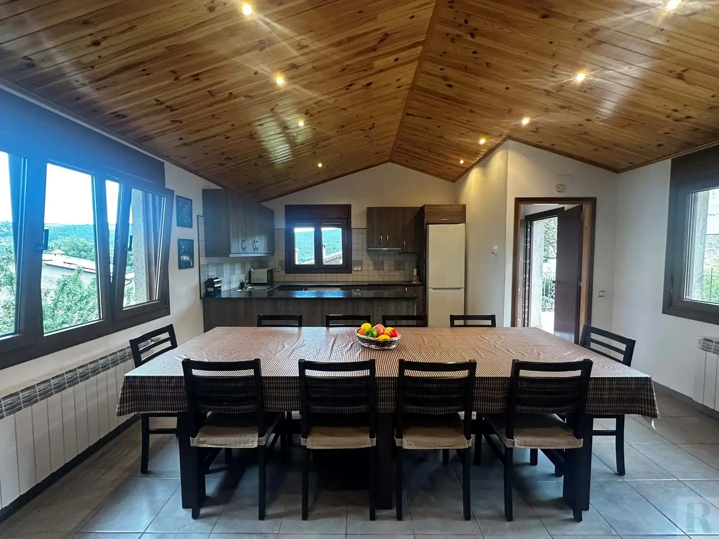 Esszimmer von Einfamilien-Reihenhaus zur Miete in Vallcebre mit Heizung und Terrasse
