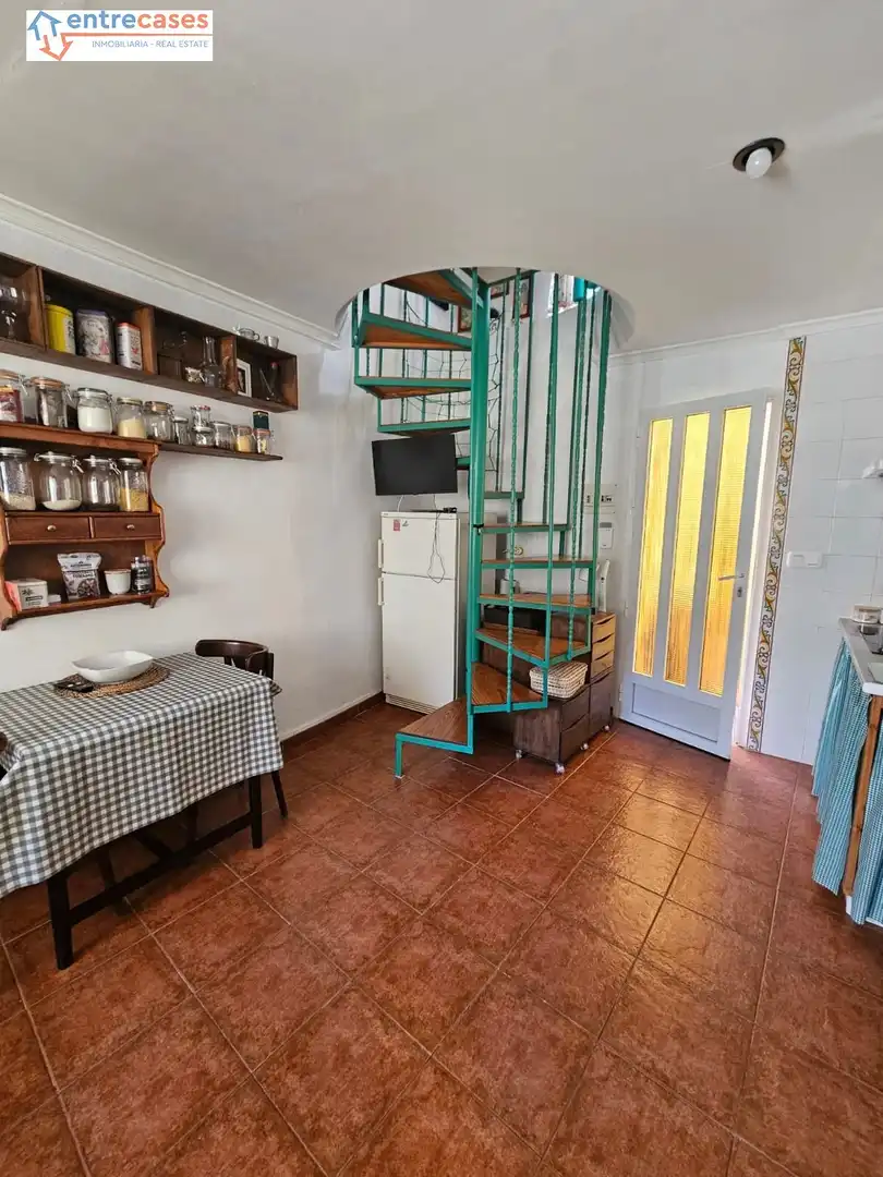 Cuina de Casa o xalet en venda en Algimia de Almonacid amb Aire condicionat