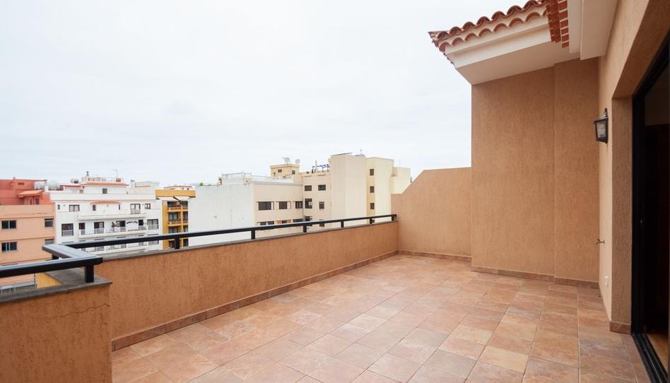 Foto 1 de Àtic en venda a N/a, -1, Zona Martiánez, Santa Cruz de Tenerife