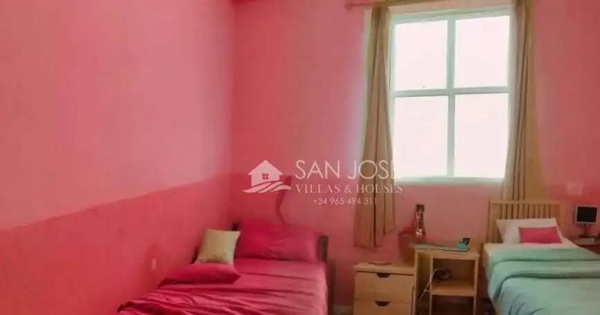 Dormitori de Casa o xalet en venda en Monóvar  / Monòver amb Calefacció, Traster i Piscina