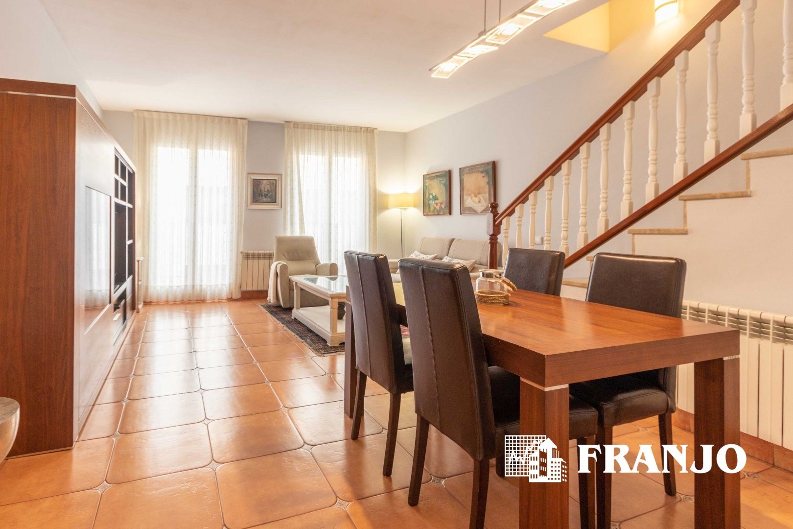 Dining room of Single-family semi-detached for sale in Barberà del Vallès  with Air Conditioner, Heating and Terrace