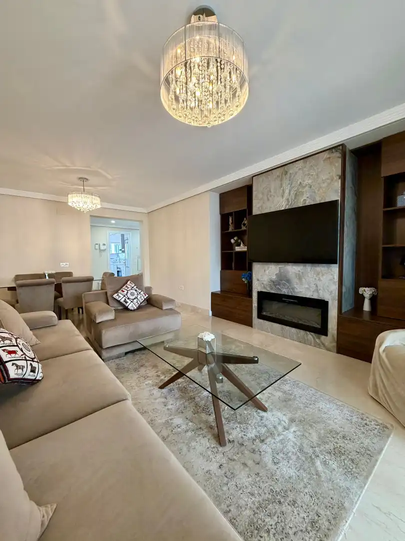 Wohnzimmer von Wohnungen zum Verkauf in Marbella mit Klimaanlage, Heizung und Terrasse