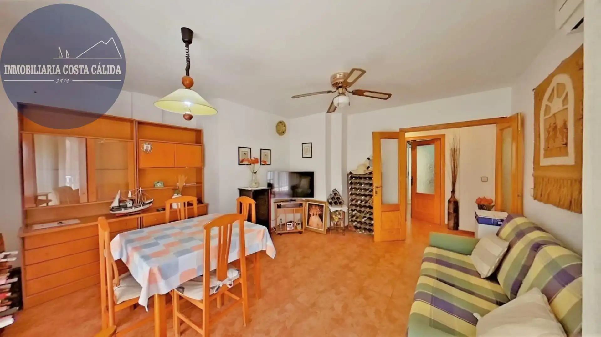 Piso con terraza en venta en Calle Canalejas 21, imagen 3