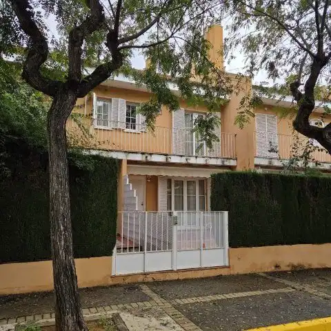 Vista exterior de Casa adosada de lloguer en Islantilla amb Terrassa