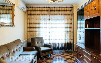 Living room of Flat for sale in  Madrid Capital  with Air Conditioner and Balcony