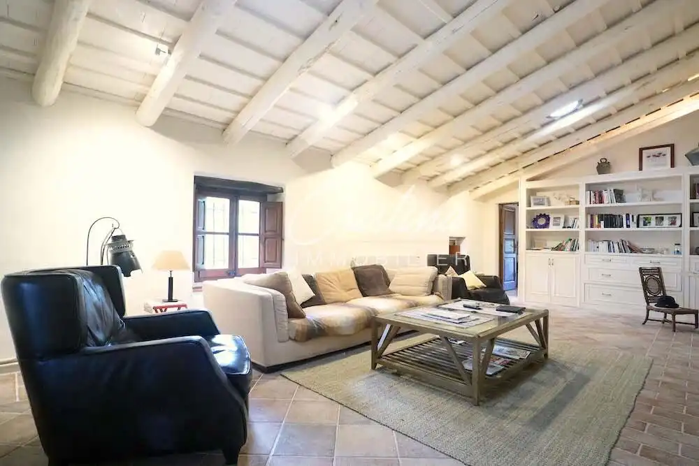 Wohnzimmer von Country house zum Verkauf in Santa Cristina d'Aro mit Heizung, Privatgarten und Schwimmbad
