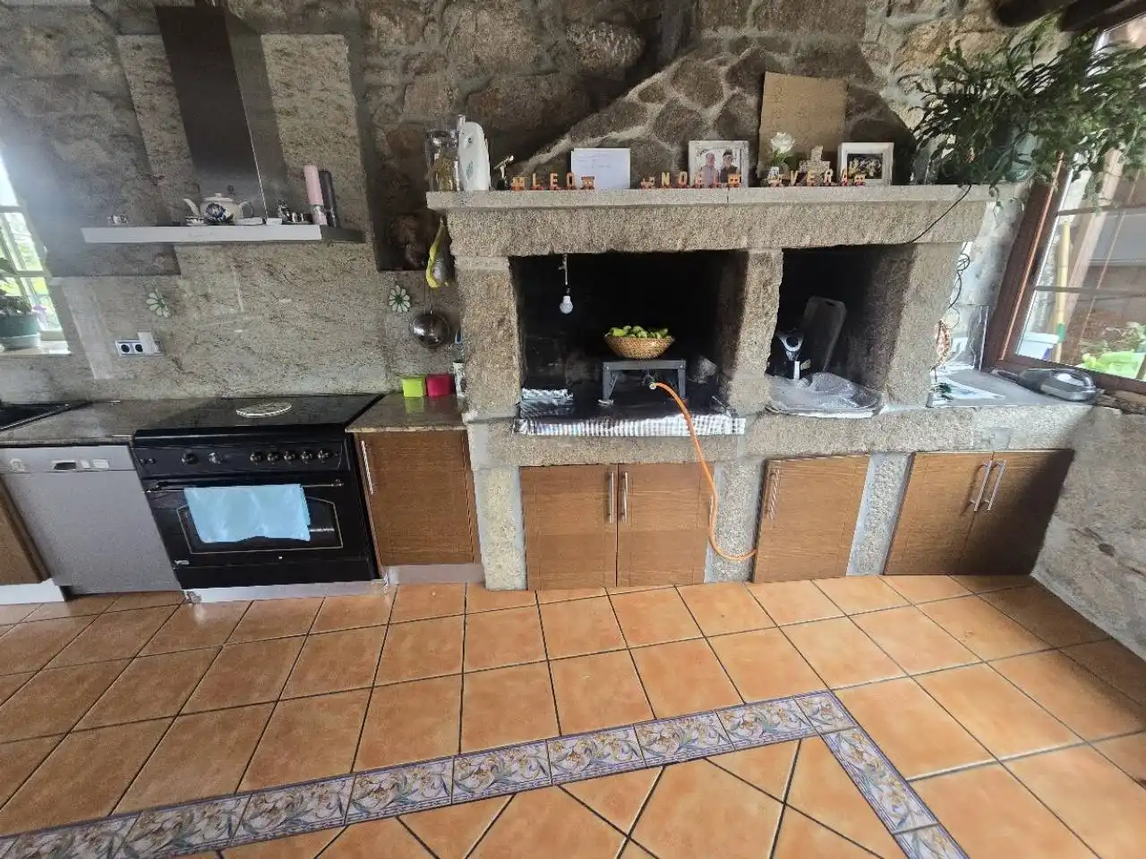 Küche von Haus oder Chalet zum Verkauf in O Saviñao  mit Heizung, Privatgarten und Terrasse
