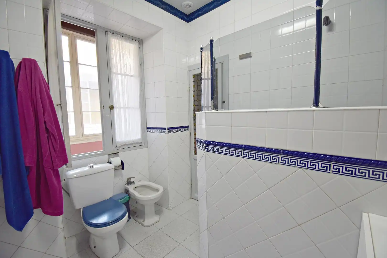 Bathroom of Houses for sale in Jerez de la Frontera  with Terrace and Storage room