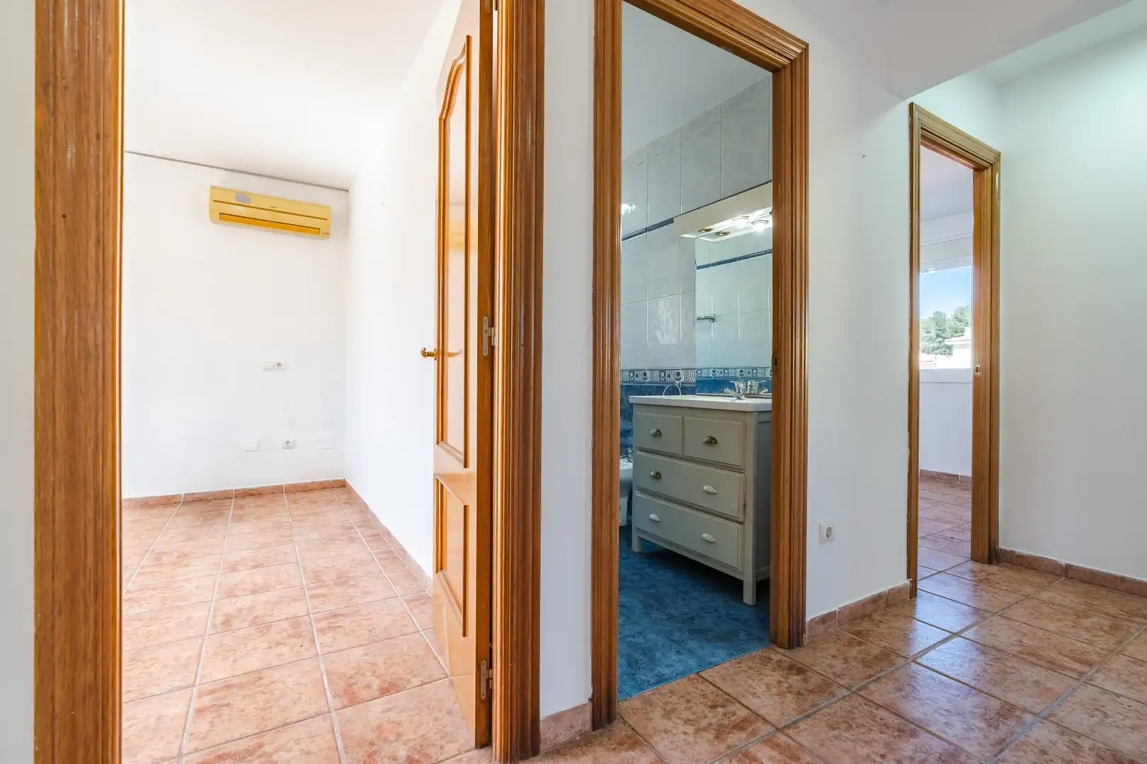 Bathroom of Houses for sale in El Catllar   with Air Conditioner, Heating and Private garden