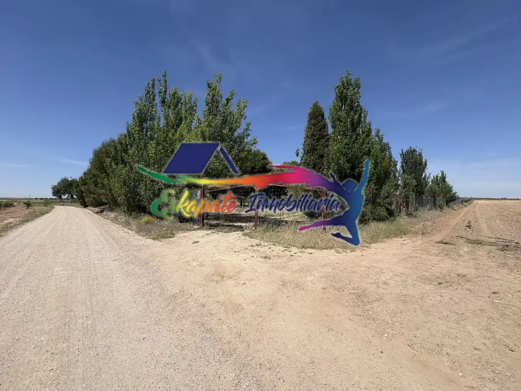 Terrenys i solars en venda a Carretera Villafranca